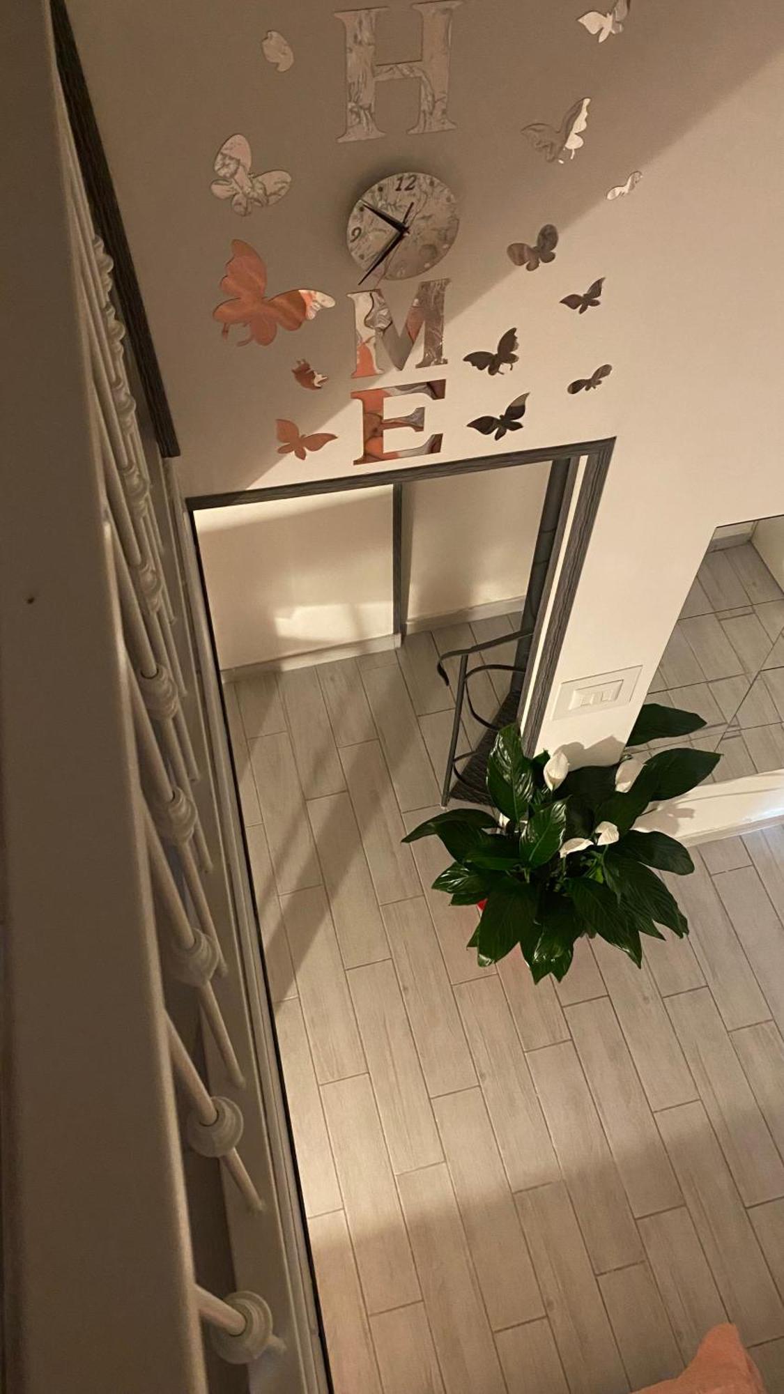 House Quartieri Sasymary Napoli Bagian luar foto