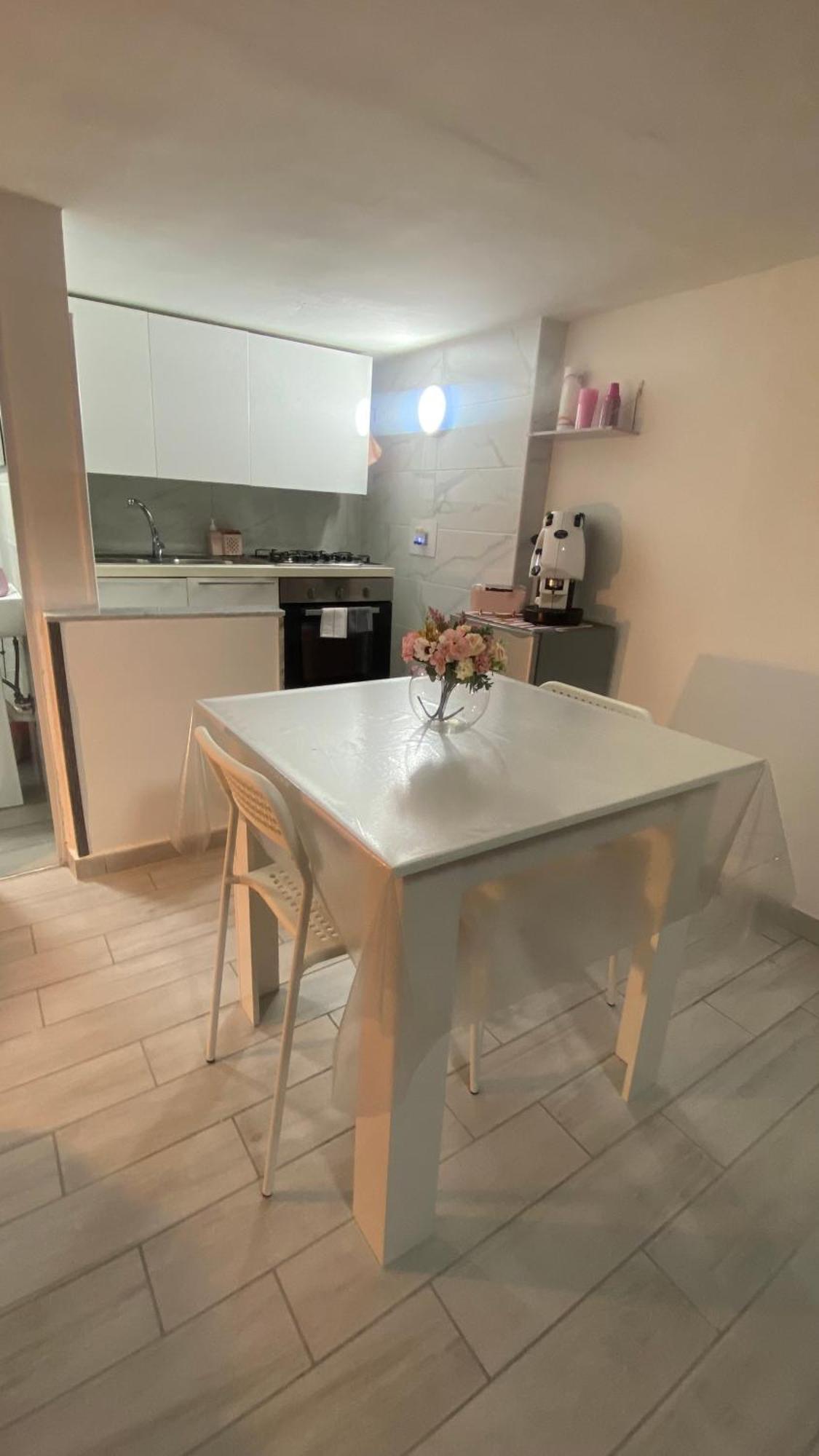 House Quartieri Sasymary Napoli Bagian luar foto