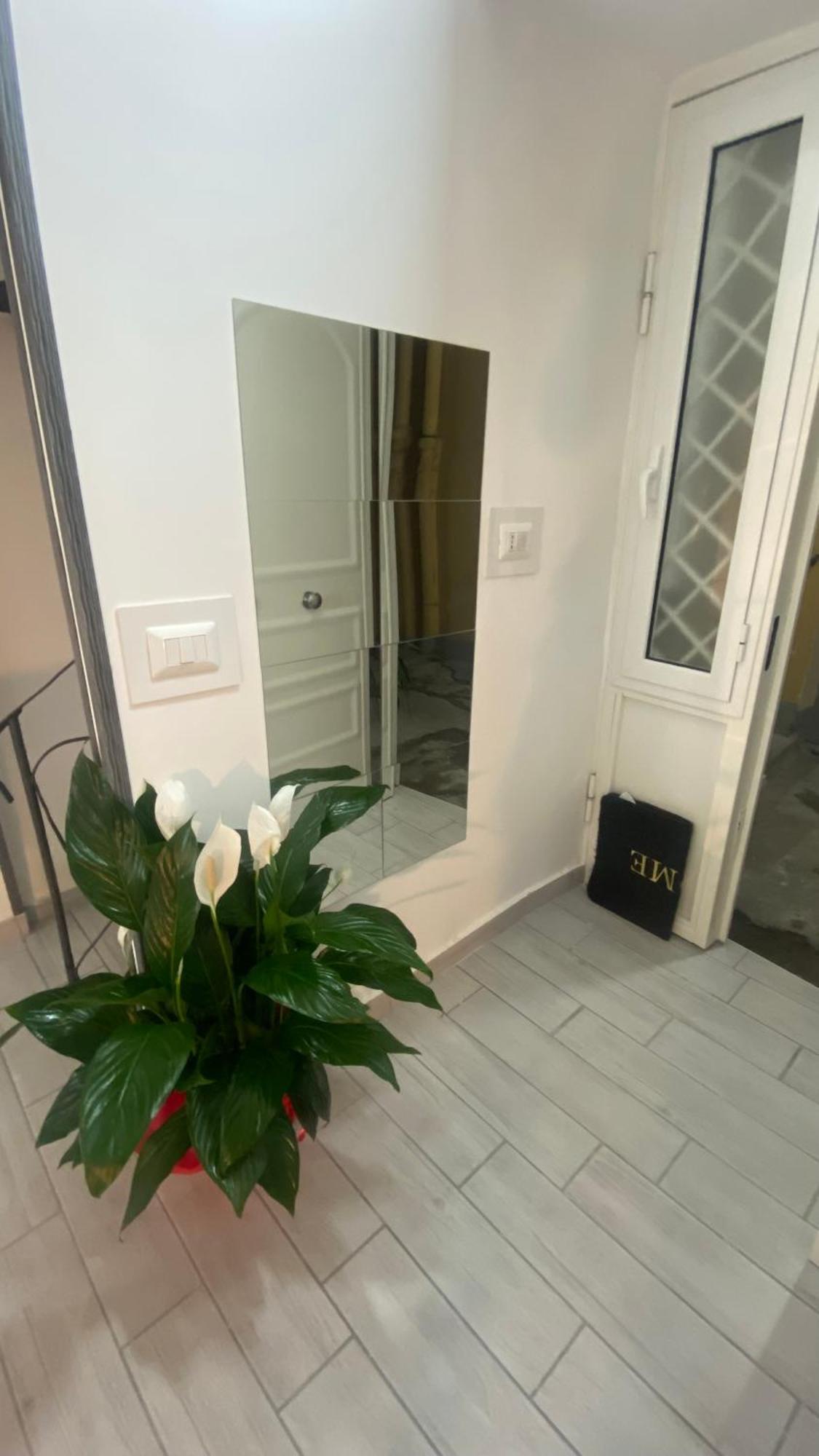 House Quartieri Sasymary Napoli Bagian luar foto